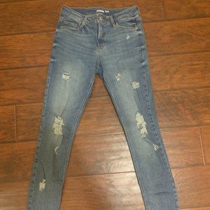 Old Navy Ripped Super Skinny Jeans